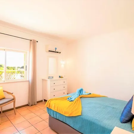 Boracay - Com Piscina Aquecivel E A Pe Em Albufeira